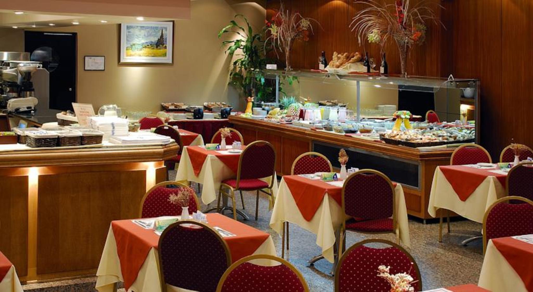 โรงแรมโกลบาเลส เรปูบลิกา บัวโนสไอเรส ร้านอาหาร รูปภาพ